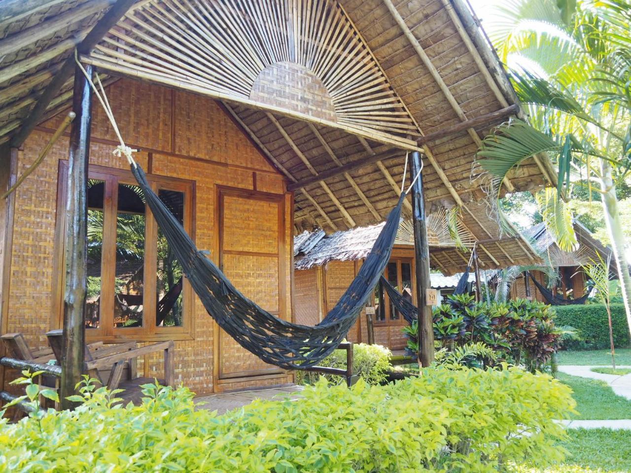 Pai Country Hut Hotel Buitenkant foto